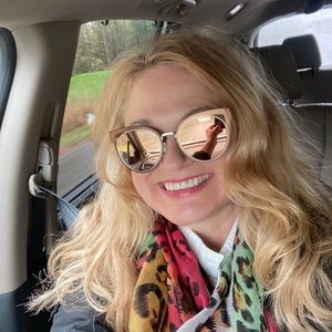 Meet your Posher, Julianne